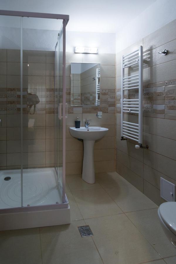 Vila Poienita Caciulata Călimăneşti Pokój zdjęcie