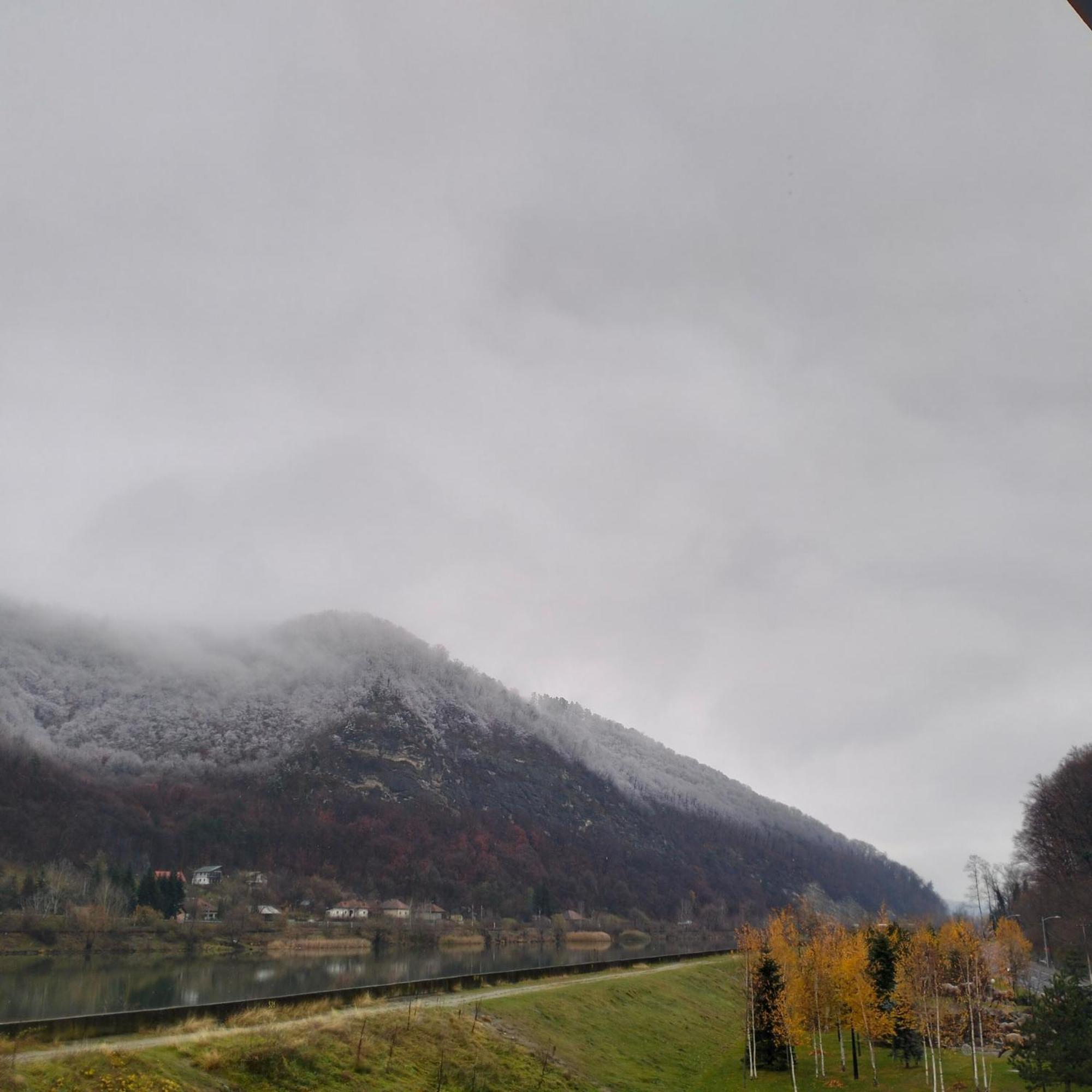Vila Poienita Caciulata Călimăneşti Zewnętrze zdjęcie